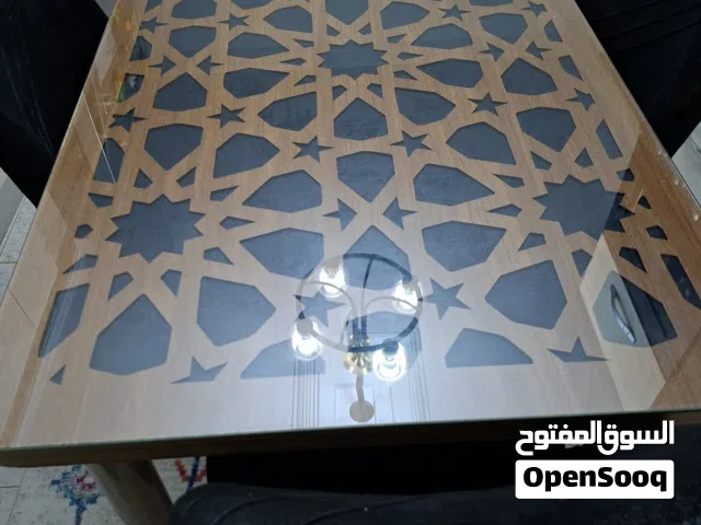طاولة اكل رباعيه