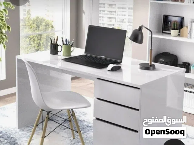 فنون خشبية ونجارة مكاتب بتصاميم حديثة