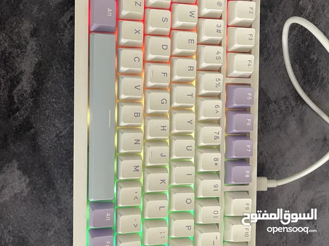 كيبورد AK 820 pro مع كل مستلزماته
