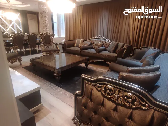 شقة للبيع من المالك متوفر شقة مفروشة  #للبيع اسطنبول #باشاك شهير ضمن مجمع مخدم  تتكون من 3 غرف  وص