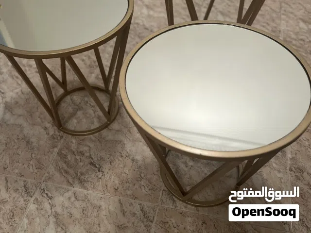 طاوله كبيره مع 3وسط