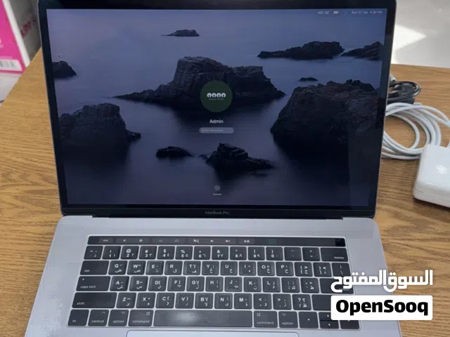 MacBook Pro 2017 i7 16/512 gb