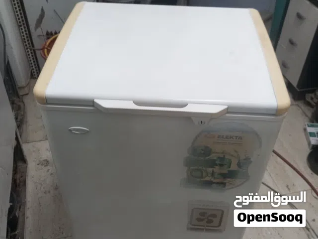 ELEKTA  Making you feet at home  World-class Technology