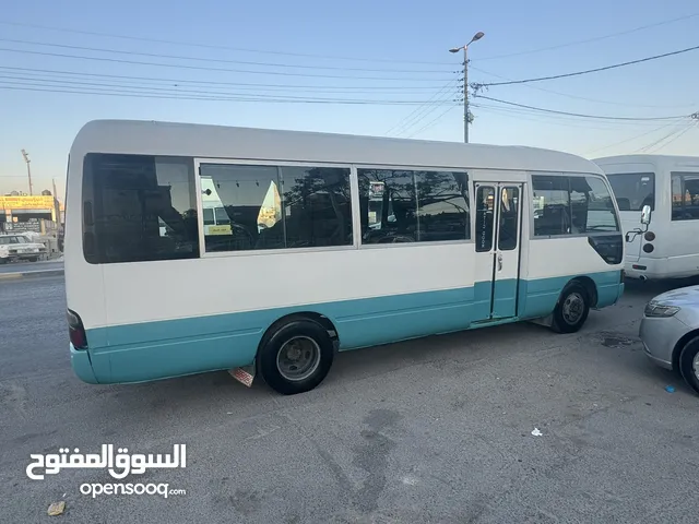 باصين تويتا كوستر 2006