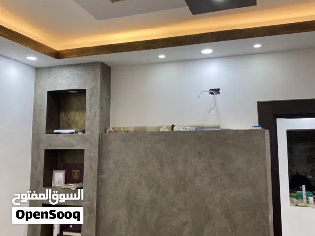 142 m2 5 Bedrooms Townhouse for Sale in Madaba Thiban