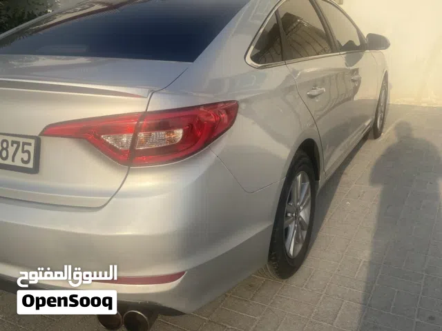 Hyundai Sonata 2015 نظيفة جدًا  اقتصادية  تأمين سنة  استخدام شخصي توفير عالي بترول