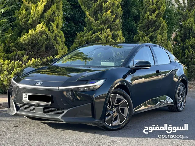 للبيع تويوتا BZ3 2023 فل كامل – أعلى صنف