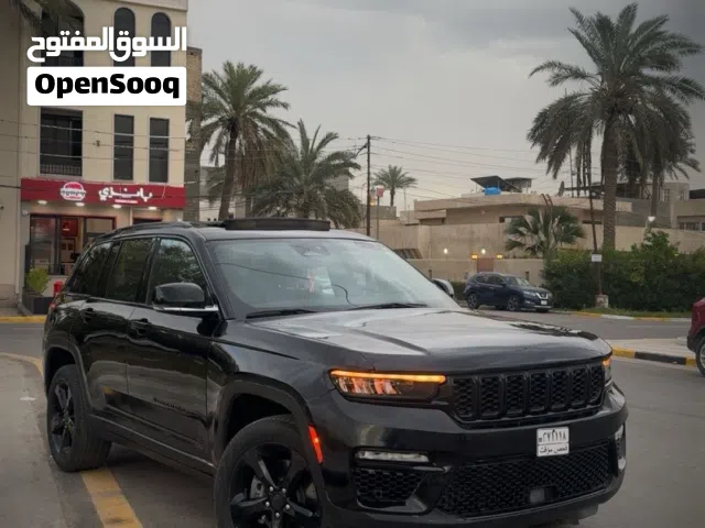 2025 جيب جراند شيروكى Altitude X
