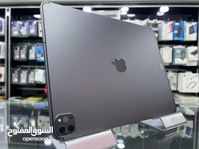 iPad Pro 12.9 inch (256 GB)  ايباد برو مستعمل بحالة ممتازة ولا خدش  الايباد معمله فك ايكلاود