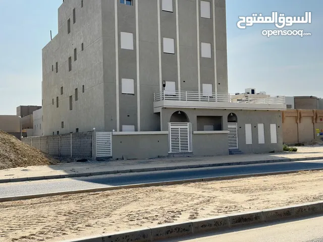 1300 m2 More than 6 bedrooms Villa for Sale in Al Ahmadi Wafra residential