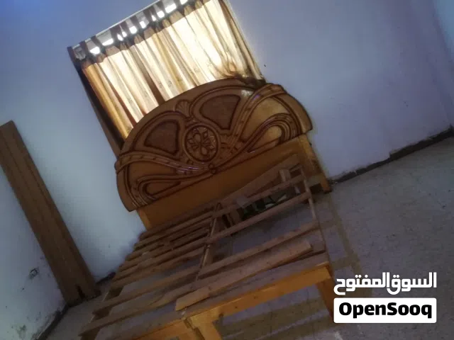 130 m2 2 Bedrooms Apartments for Sale in Zarqa Jana'a
