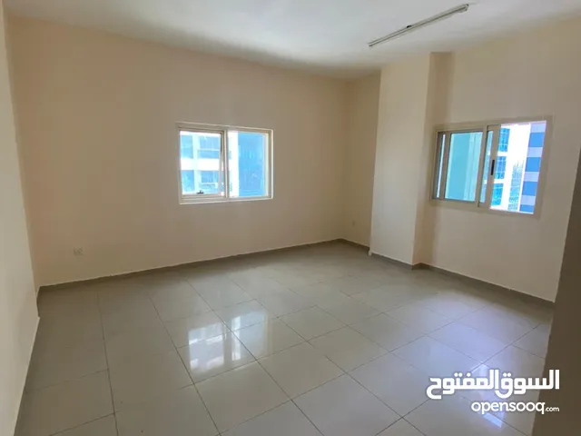 1900 ft 2 Bedrooms Apartments for Rent in Sharjah Al Khan