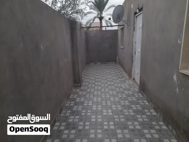 100 m2 3 Bedrooms Townhouse for Rent in Tripoli Al-Bivio