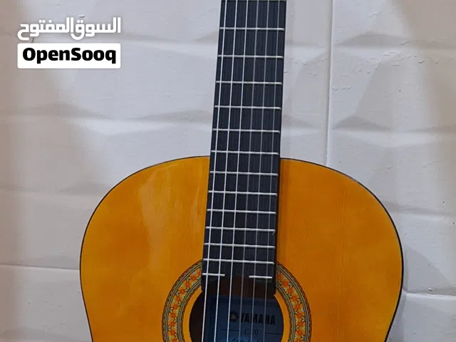 گيتار ياماها C40