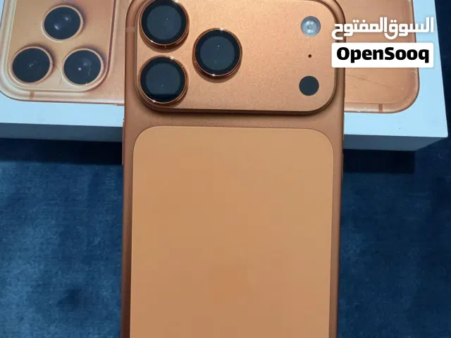 17 pro max شفرة عادية ويقبل الكترونية جديد مشحون 33 مرة فقط