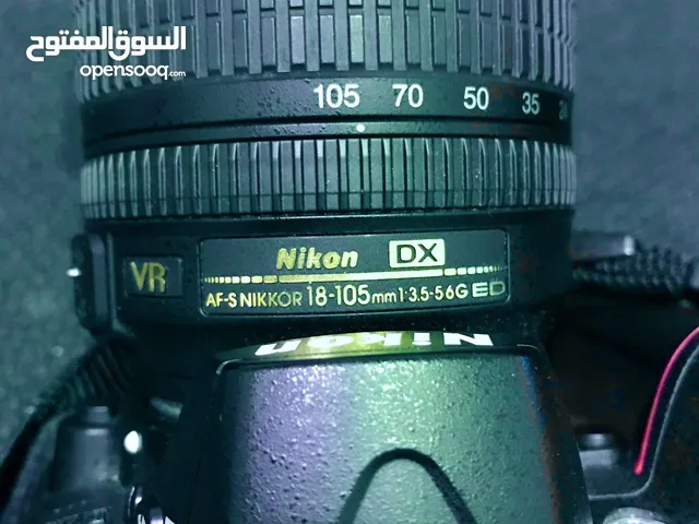 للبيع كاميرا نيكون D7000 شبه جديدة واستخدام شخصي مع كافة الملحقات والاكسسوارات