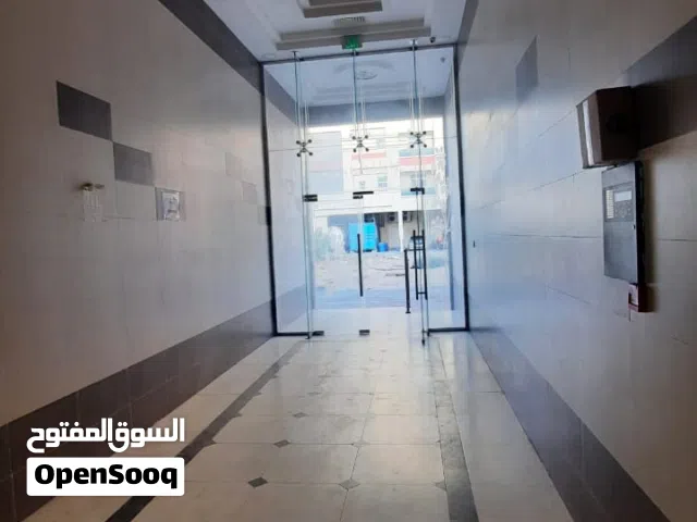 للبيع بنايه تجاريه في عجمان منطقة الجرف تملك حر مدى الحياة لجميع الجنسيات بدخل ممتاز مؤجر بالكامل