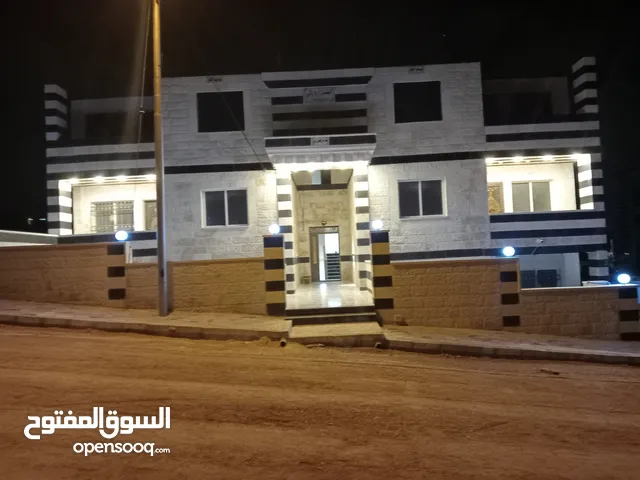 200 m2 5 Bedrooms Apartments for Sale in Irbid Albayyada Circle