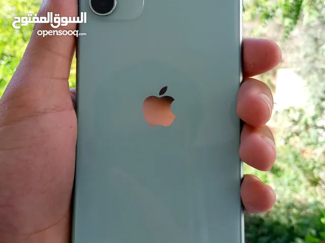 Apple iPhone 11 128 GB in Ajloun