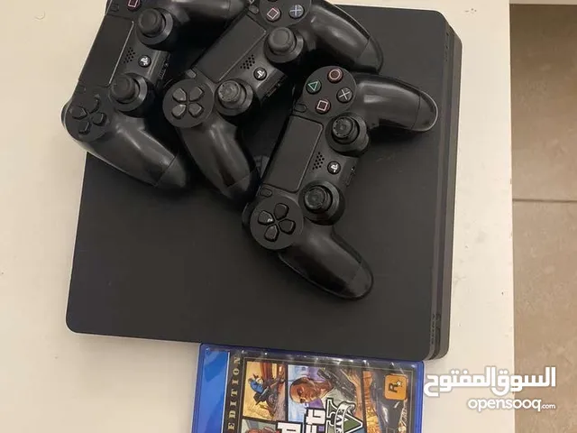 PlayStation 4 PlayStation for sale in Al Dhahirah