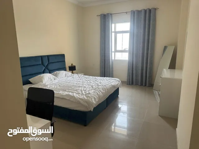 استأجر بافضل المناطق الحيويه غرفه وصاله مساحه واسعه بمسبح خاص وحديقه ومنطقه ملاعب للاطفال والسعر