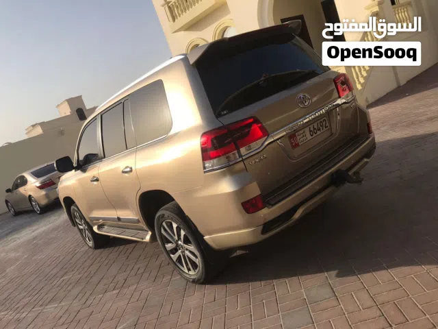 Used Toyota Land Cruiser in Abu Dhabi