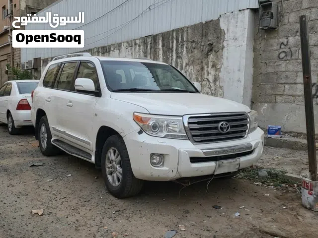2011 Toyota Land Cruiser GXR