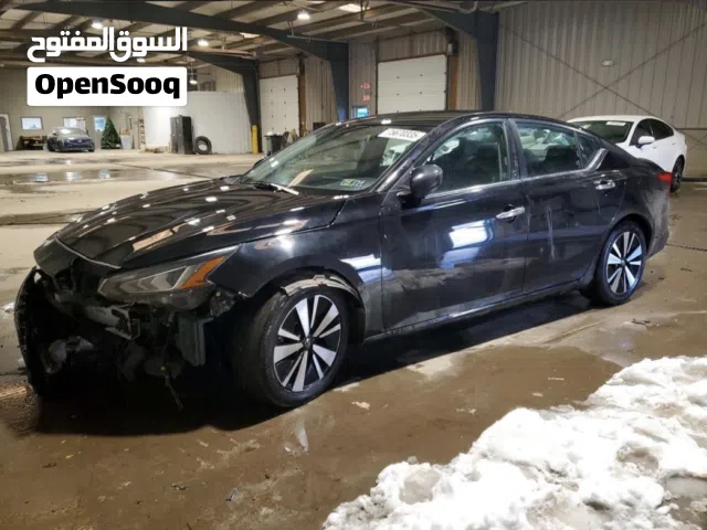 2022 نيسان التيما SV