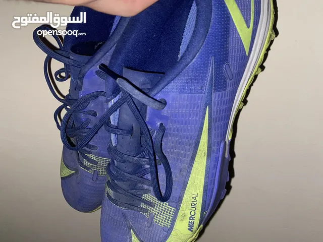 حذاء كرة العشب الصناعي ( ترتان ) / Nike football shoes for artificial grass