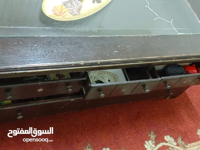 طاولة وسط خشب ممتاز ومكتب ومكتبة
