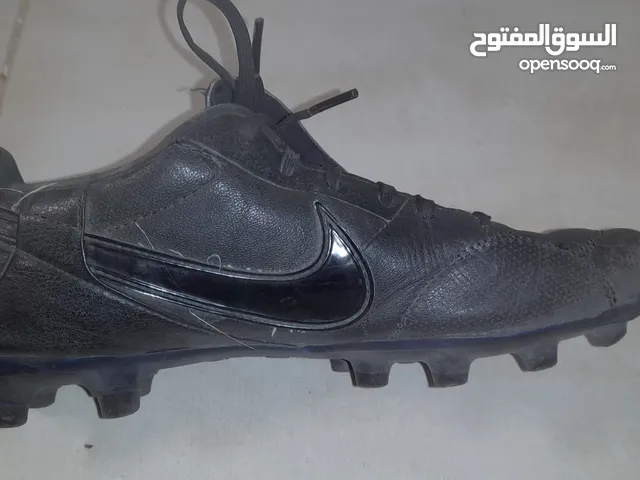 40.5 Sport Shoes in Kuwait City