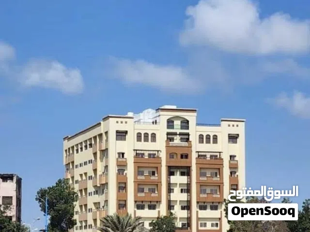 شقق للابجار على البحر وخلفي