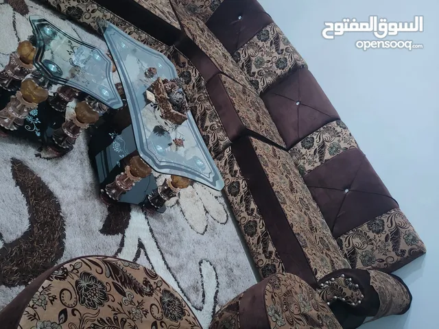 غرفه جلوس لون بني