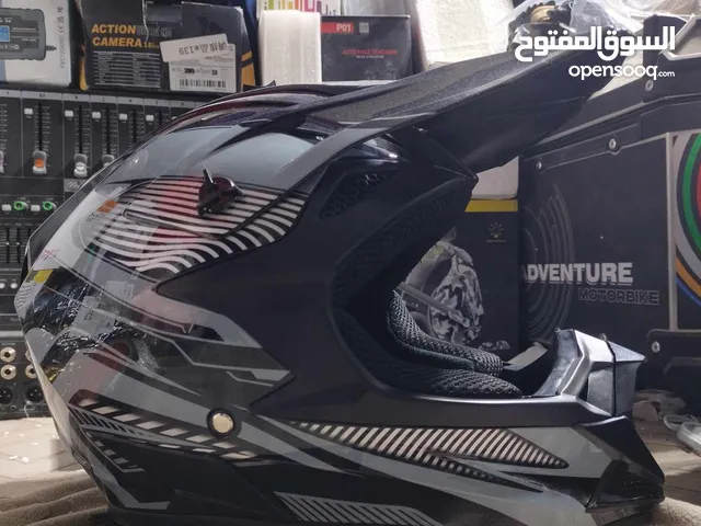 Helmets for sale in Baghdad