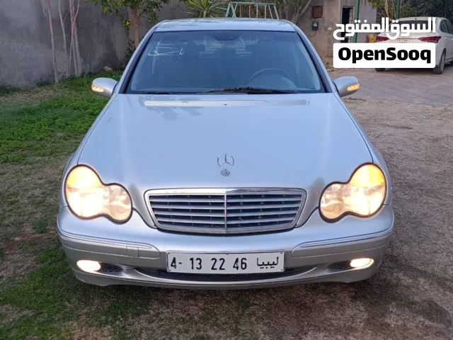 2003 مرسيدس بنز الفئة-C C 320