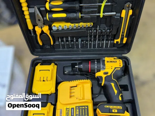 دريل لاسلكي شحن ماكيتا وديوالت محرك نحاس معى 2 بطارية 98 فولت معى 70 قطعة إضافية