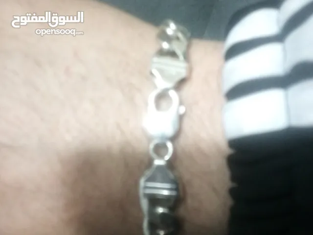 طقم فضه سنسال واسواره عيار 925 وزن السنسال 90 غ وزن الاسواره 35 غرام المجموع الوزن 125