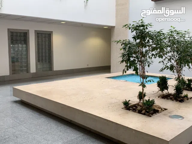 41157 \مكتب فاخر جدًا للإيجار – شارع مكة بسعر مميز