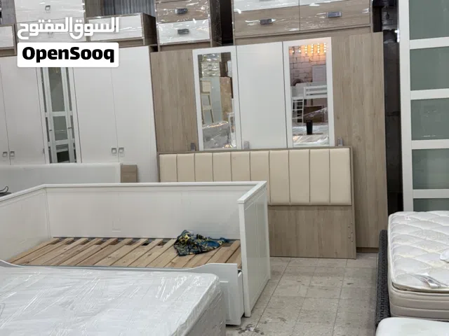 نبيع غرف نوم وسراير شبه جديده