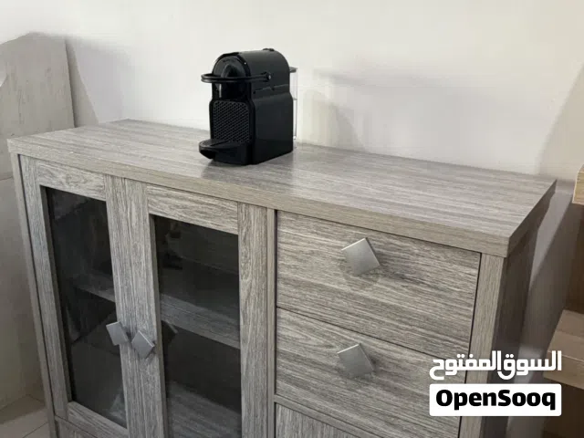 طاولة متعددة الاستخدام مستعملة بحالة ممتازة للبيع