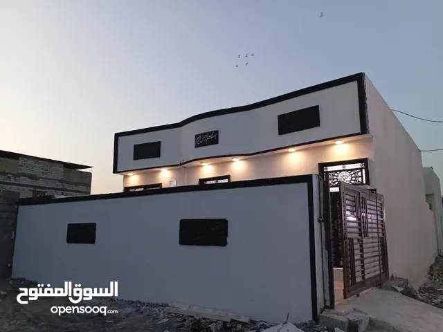 160 m2 Studio Villa for Sale in Basra Abu Al-Khaseeb