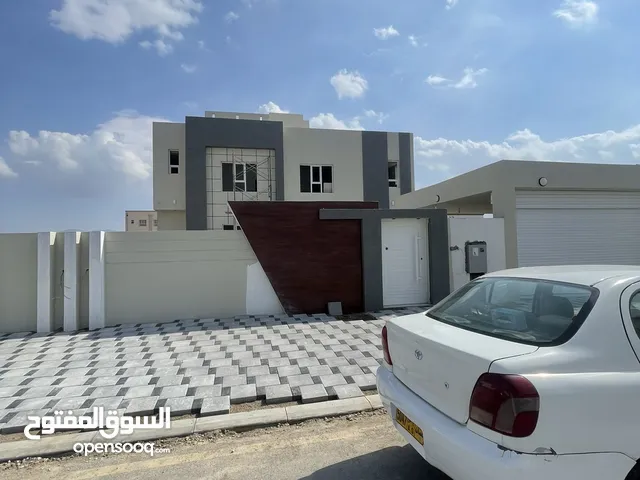 440 m2 More than 6 bedrooms Villa for Sale in Muscat Amerat