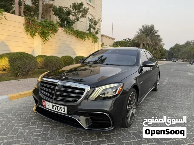 للبيع مرسيدس S560 موديل 2019 (كيت 63 اصلي كااامل) الموتر ثلاث فصوص