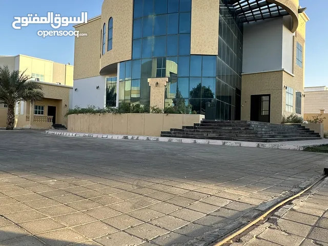 للإستثمار فيلا في الفوعه بالقرب من الفوعه مول