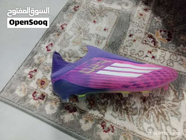 حذاء ، جوتي رياضي ،  مقاس 43 ،توصيل مجاني  قابل بشيء بسيط