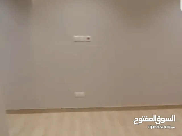 السلام عليكم ورحمة الله وبركاته عرض خاص شقة فاخرة الرياض حي الروضة