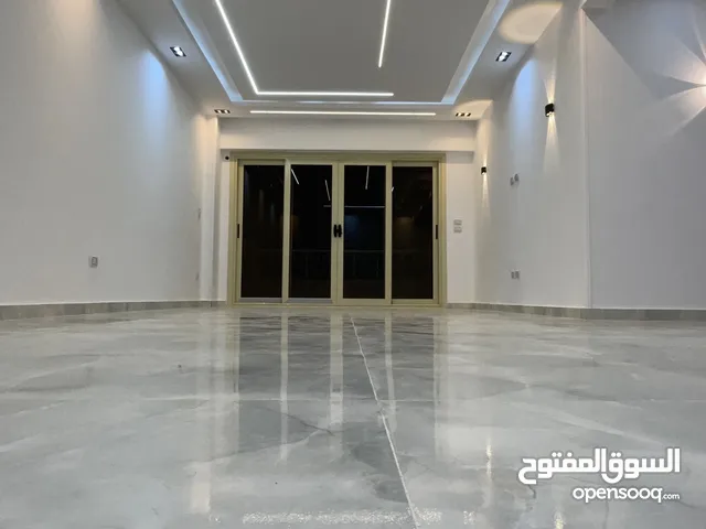 130 m2 2 Bedrooms Apartments for Rent in Cairo New October