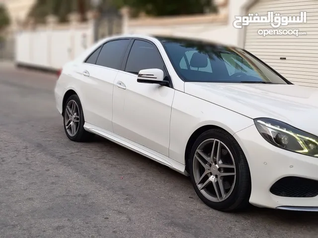 Used Mercedes Benz E-Class in Northern Governorate