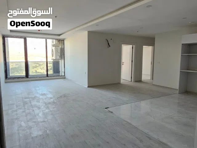 شقة للايجار بمساحة 150م في رسن تاور