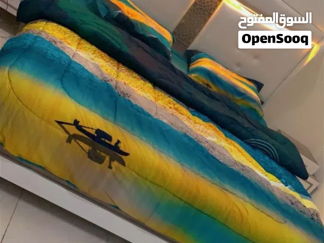 غرفة نوم شبه جديده